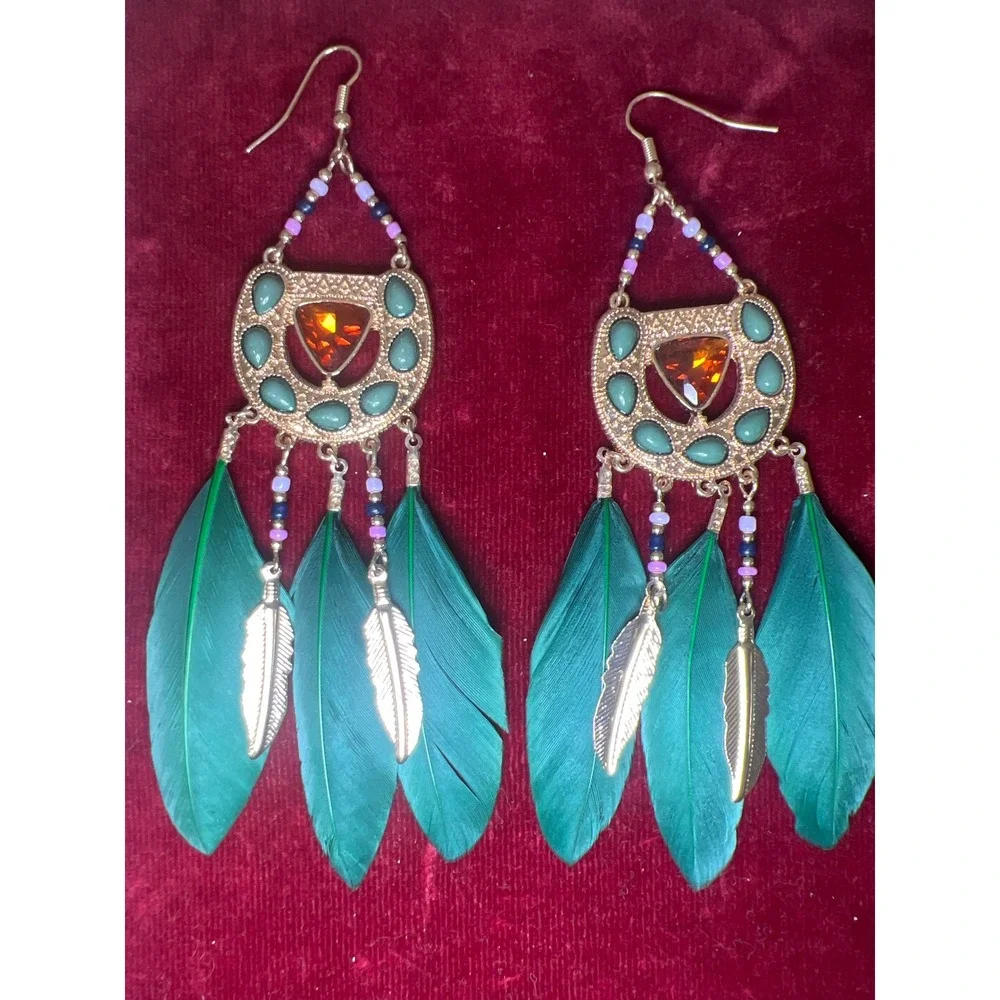 Bohemian Green‎ Feather Dangle Earrings Gold Tone Gemstone Tribal Boho